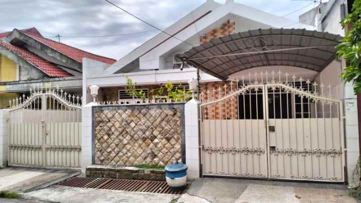 dijual rumah darmo harapan