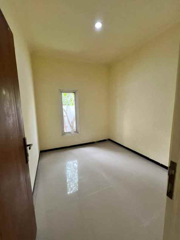 dijual rumah di arya mukti semarang timur