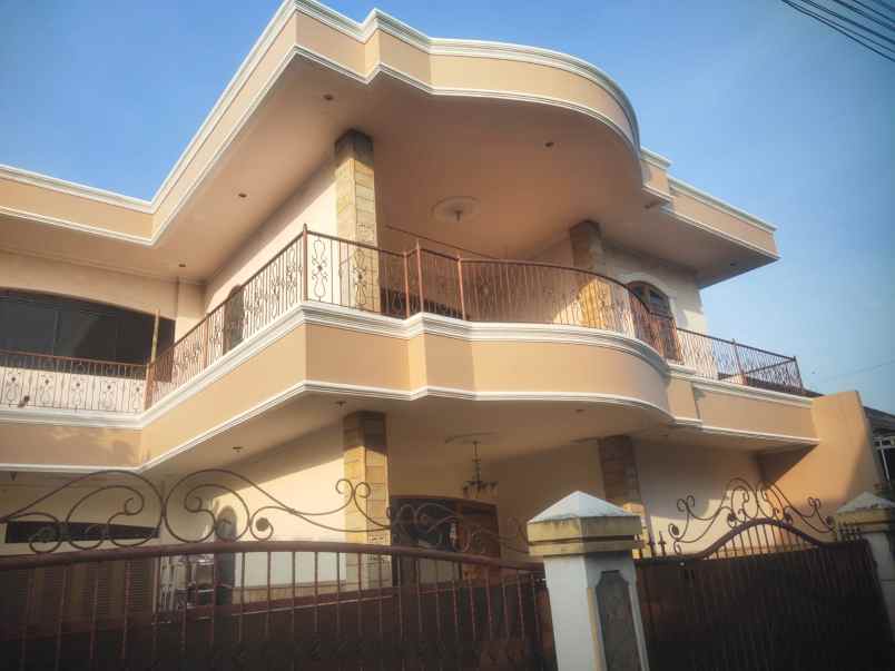 dijual rumah di bawah harga pasaran di depok