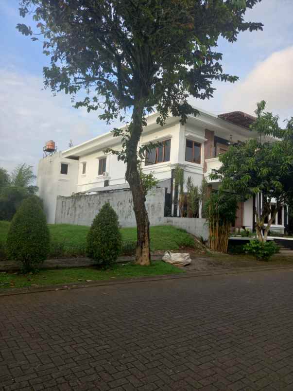 dijual rumah di taman bunga rawa bsb mijen semarang