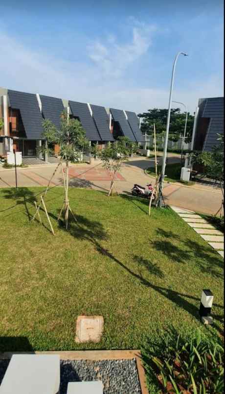 dijual rumah flekhouse bsd