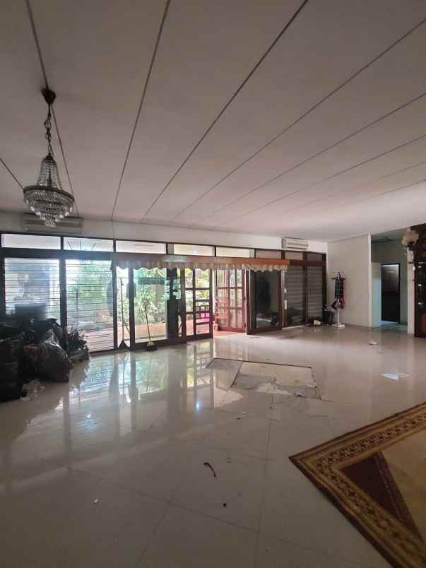 dijual rumah gandaria utara