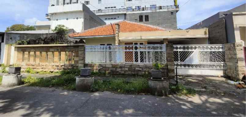 dijual rumah gayung kebonsari