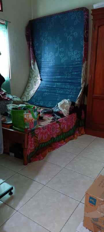 dijual rumah gedawang
