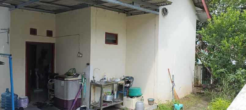 dijual rumah gedawang