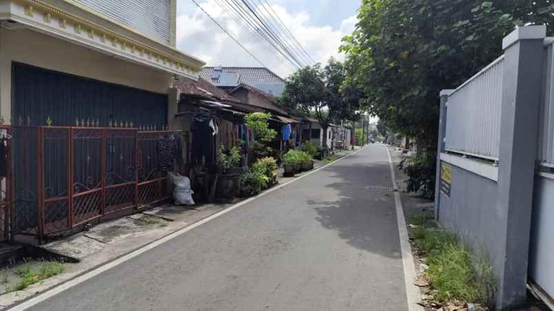 dijual rumah gedongkuning