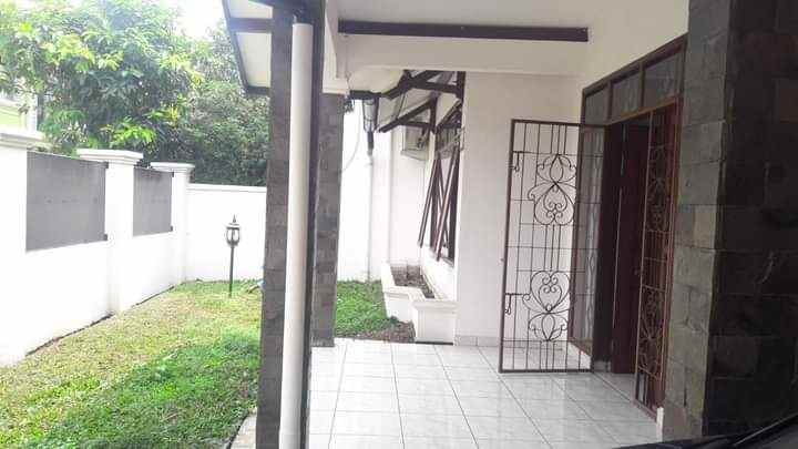 dijual rumah gempol sari