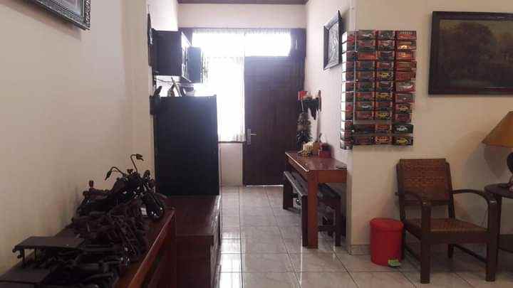 dijual rumah gempol sari