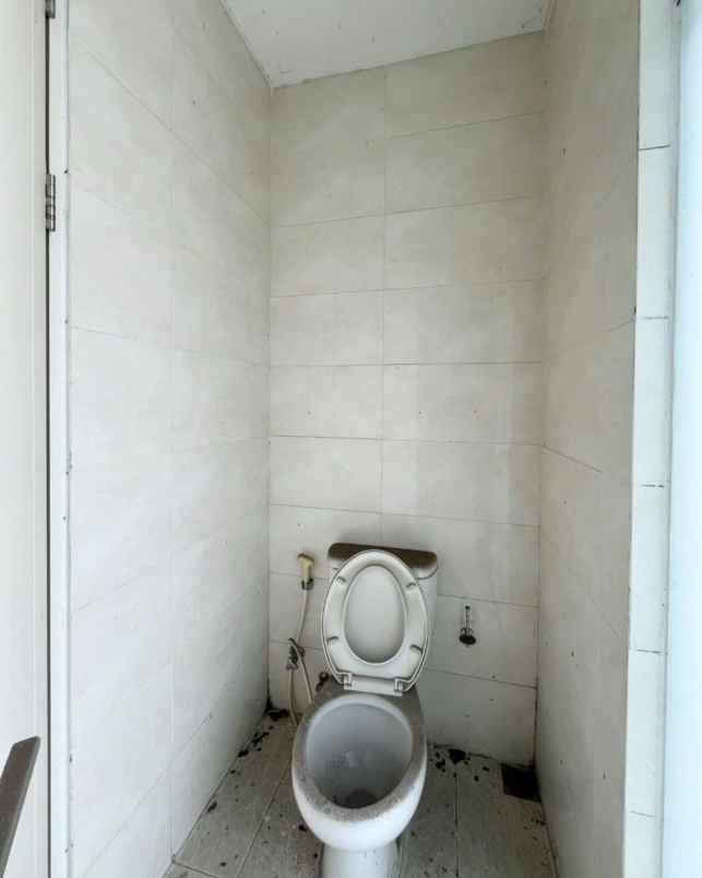 dijual rumah grand pakuwon adelaide