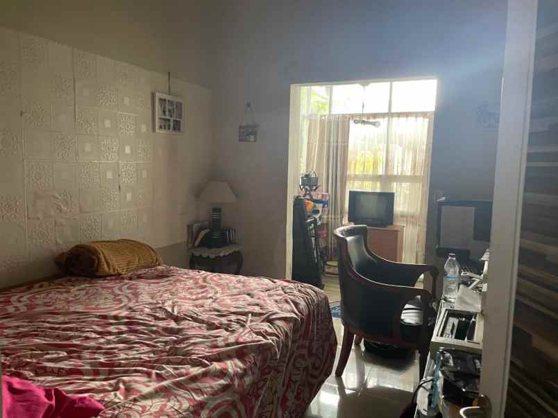 dijual rumah griya caraka