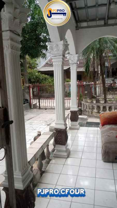 dijual rumah harapan indah