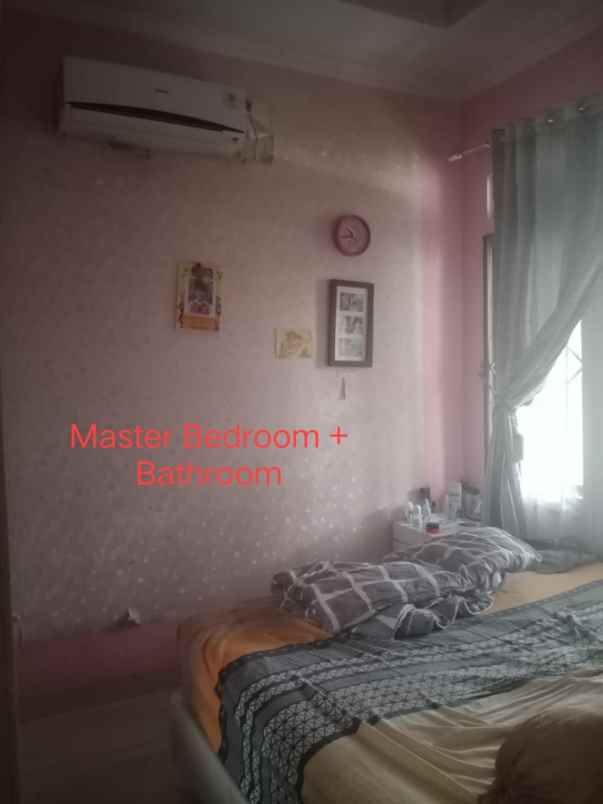 dijual rumah harapan indah cluster aralia