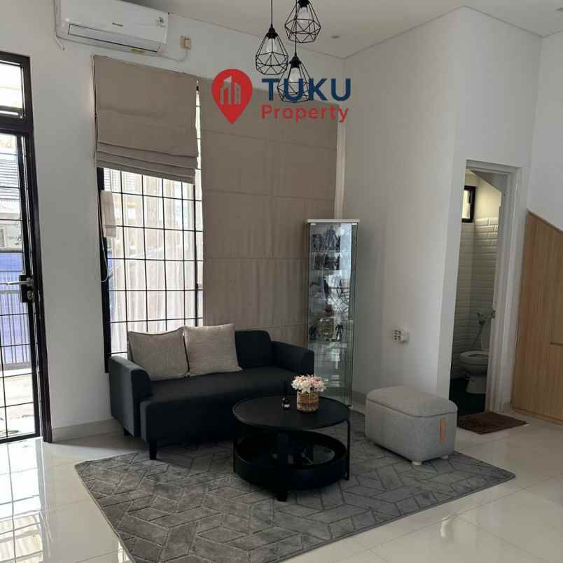 dijual rumah hook full furnished di cendana residence