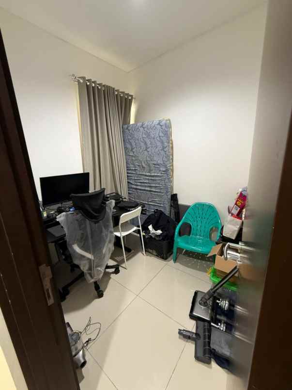 dijual rumah jakarta garden city