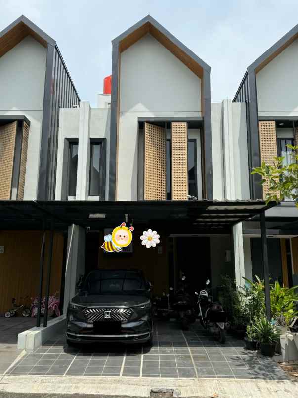 dijual rumah jakarta garden city