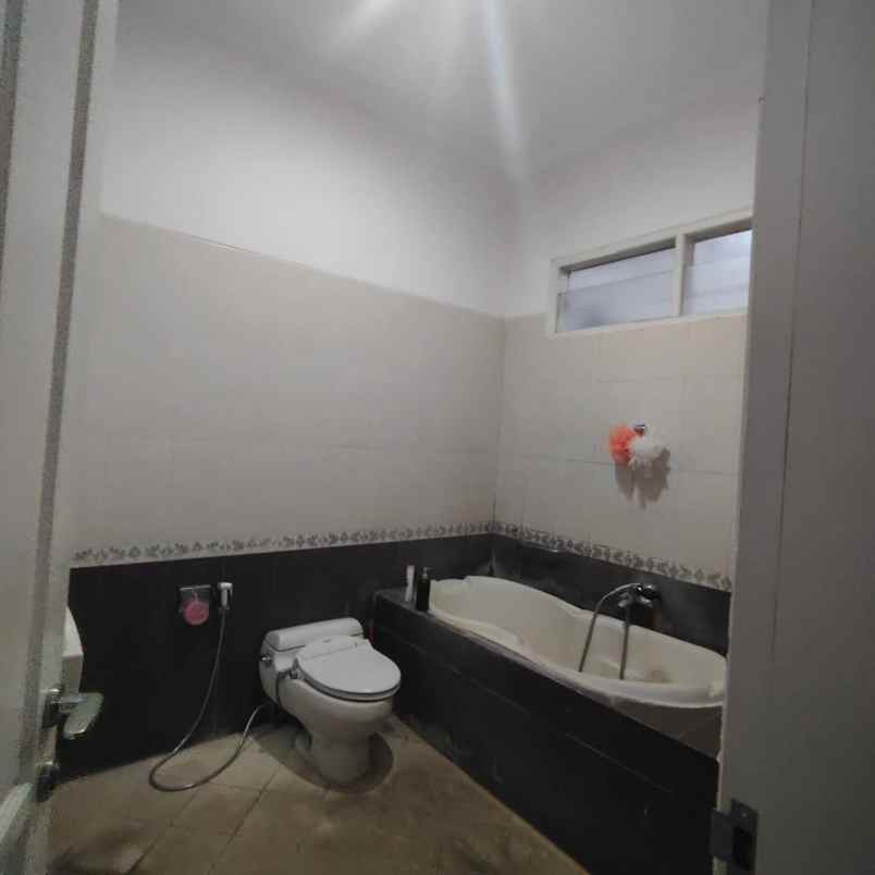 dijual rumah jalan bangka pela mampang