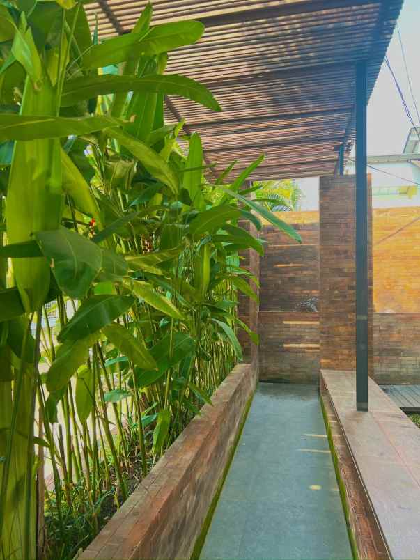 dijual rumah jalan bintaro pesanggrahan
