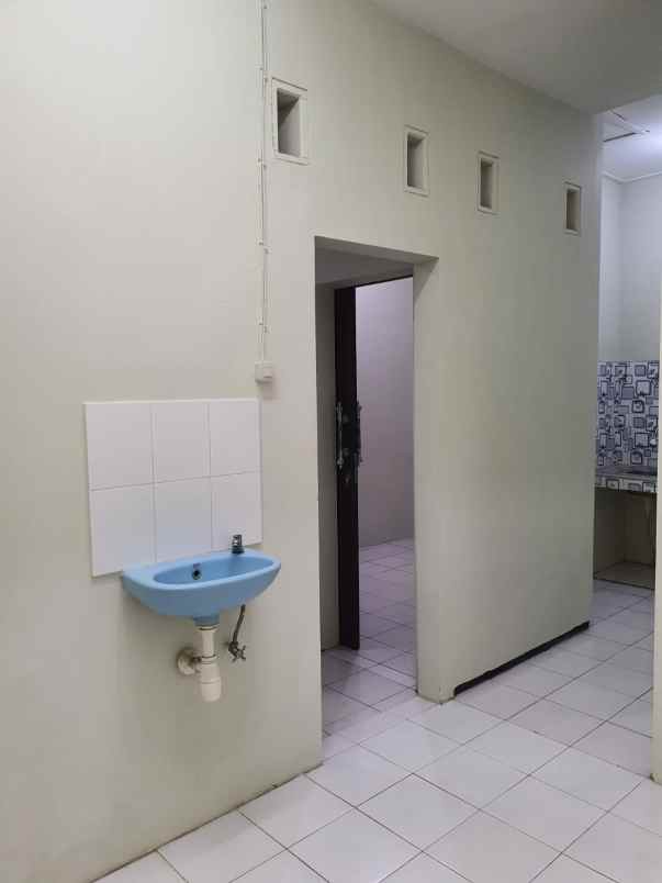 dijual rumah jalan griya pesona asri