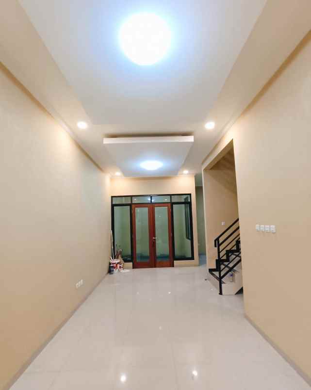 dijual rumah jalan kejaksaan joglo