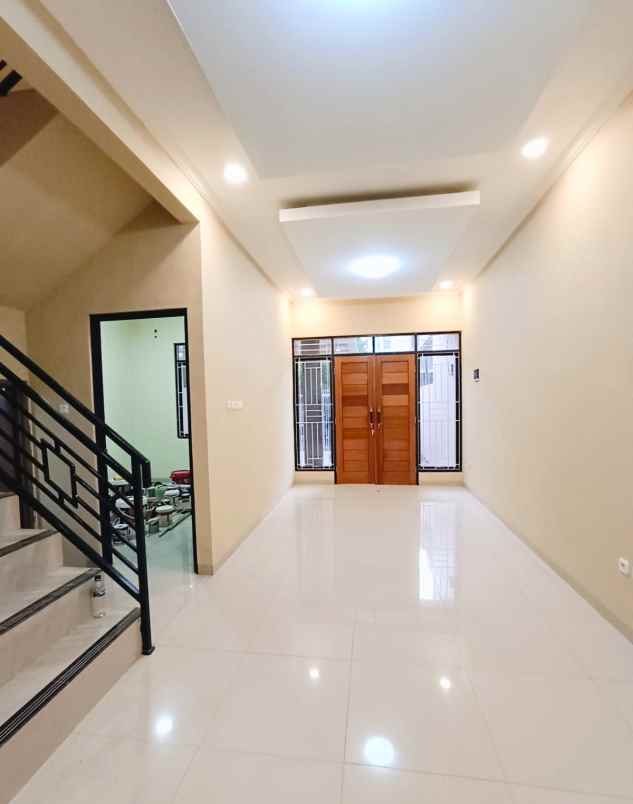 dijual rumah jalan kejaksaan joglo