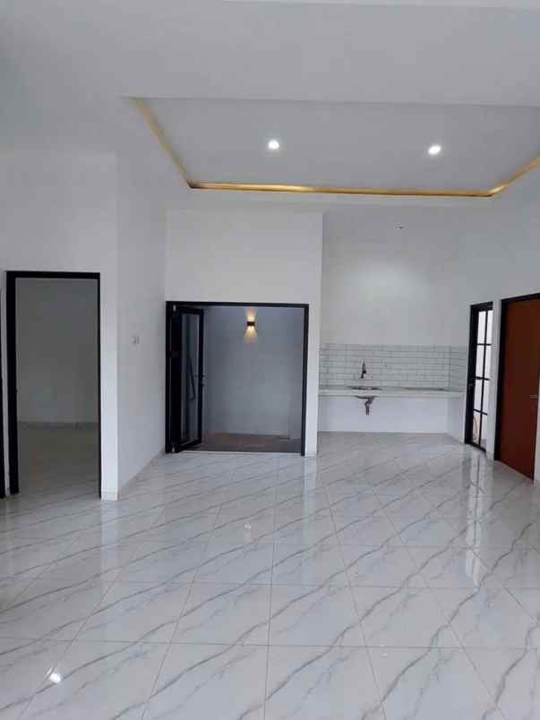 dijual rumah jalan magelang pasar sleman