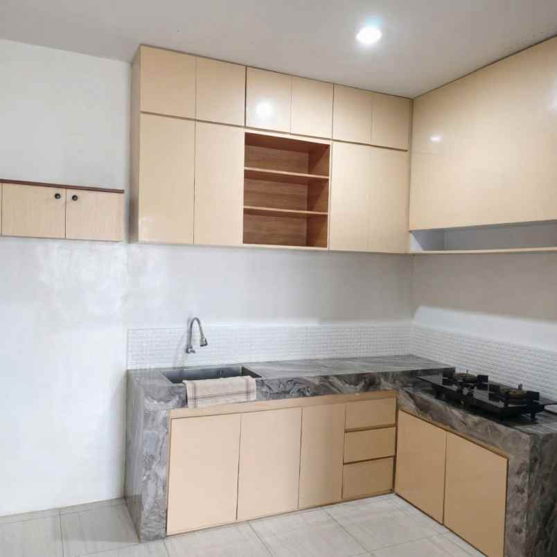 dijual rumah jalan northwest park citraland