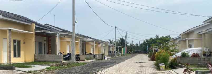 dijual rumah jalan pisangan kepuh desa