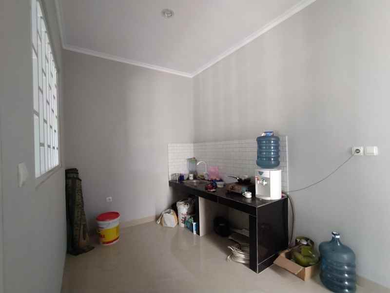 dijual rumah jalan raya curugan tanah