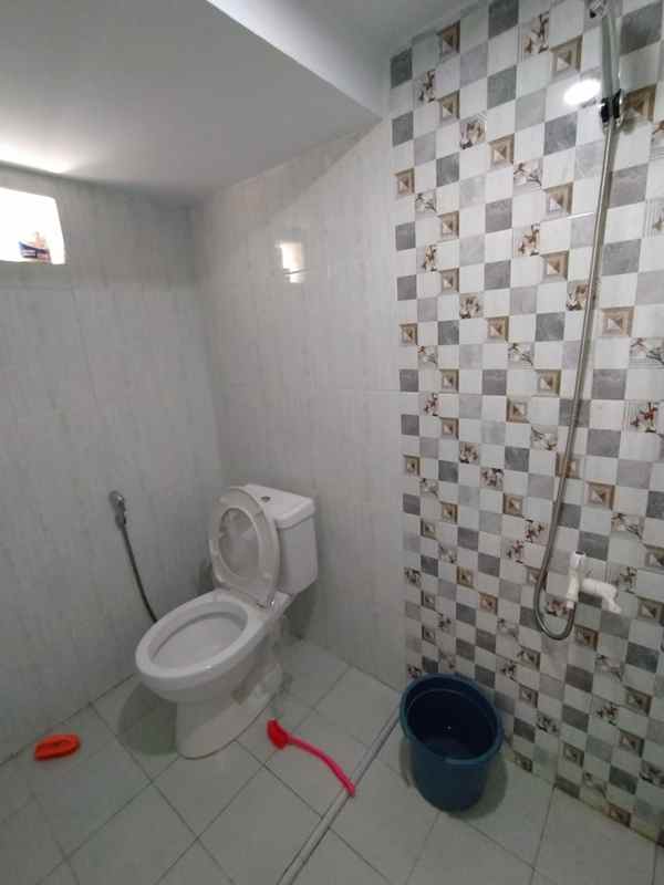 dijual rumah jalan raya curugan tanah