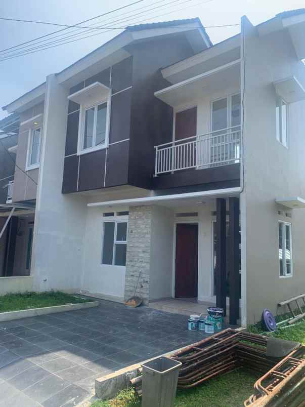 dijual rumah jalan raya pahlawan pondok