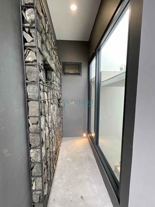 dijual rumah jalan raya rempoa