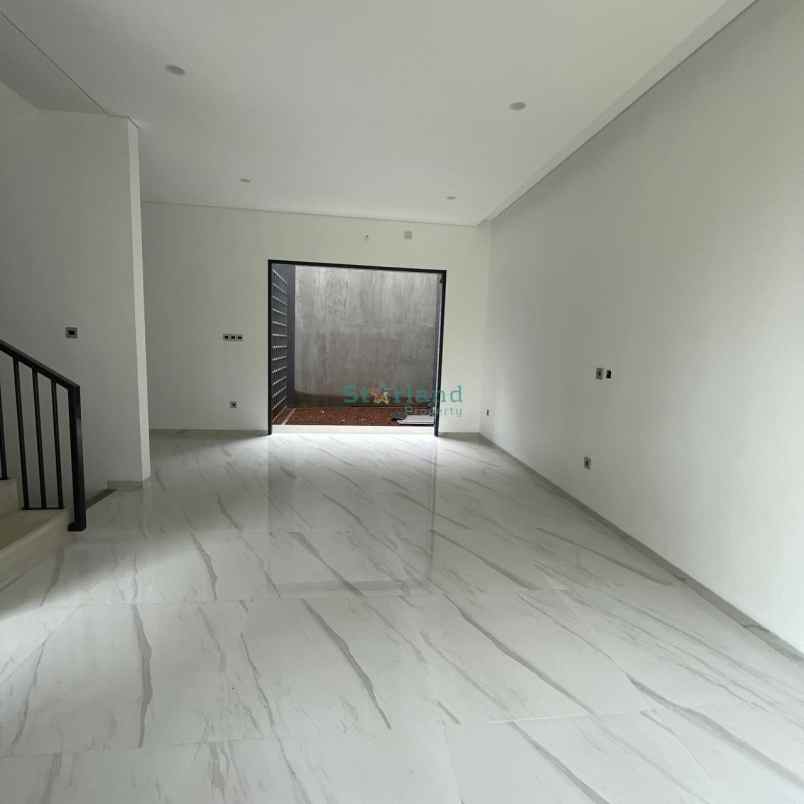 dijual rumah jalan raya rempoa