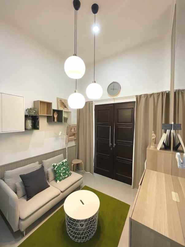 dijual rumah jalan raya serua ciputat