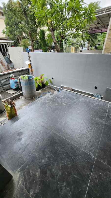 dijual rumah jalan woodland