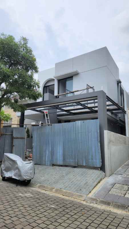 dijual rumah jalan woodland
