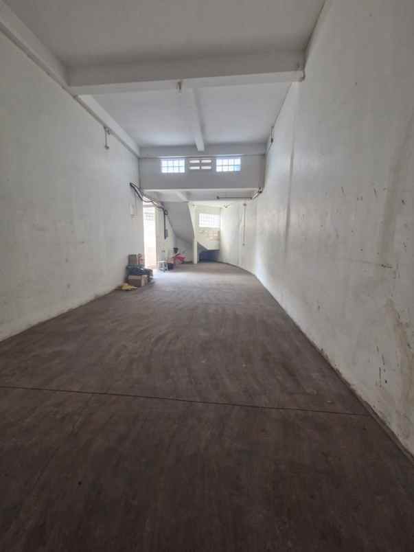 dijual rumah jatinegara