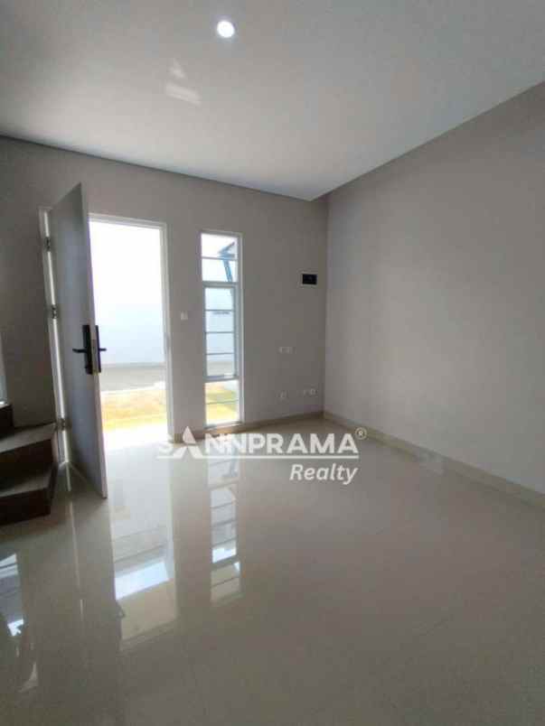 dijual rumah jatiraden