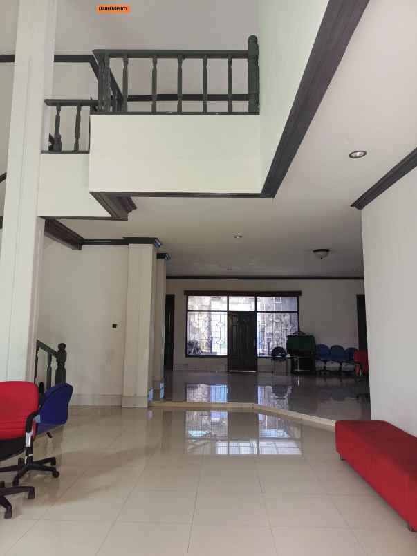 dijual rumah jl alternatif cibubur