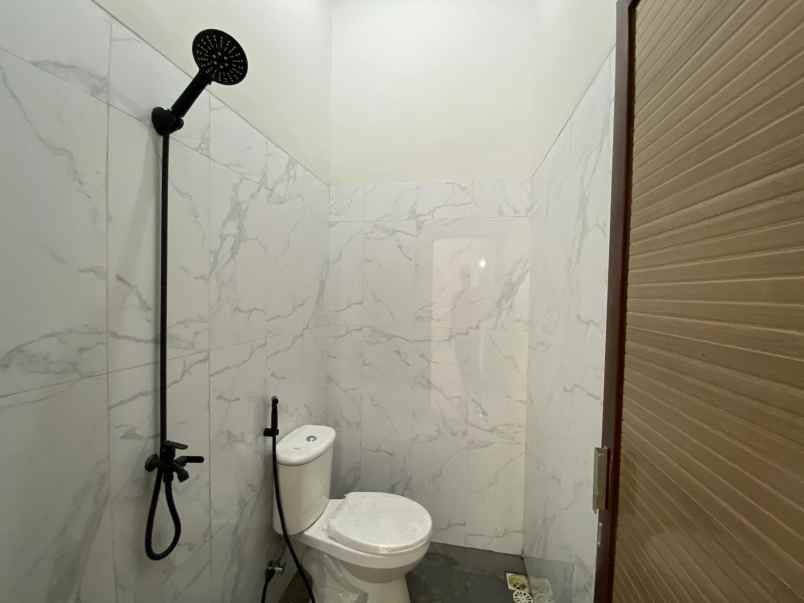 dijual rumah jl bantul km 6