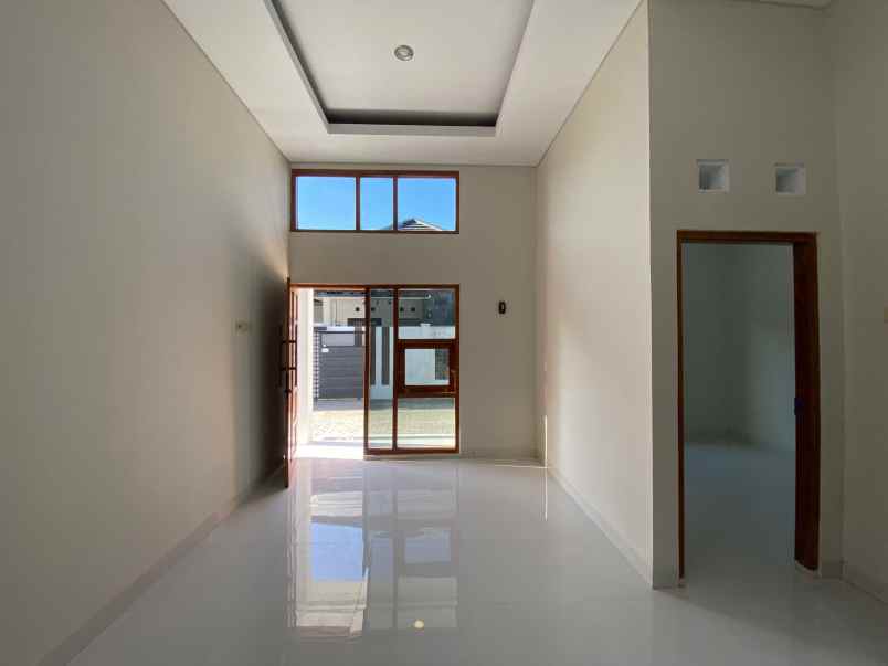 dijual rumah jl bantul km 6