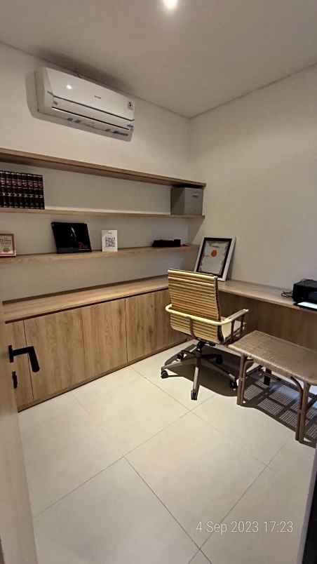 dijual rumah jl buaran raya buaran kec