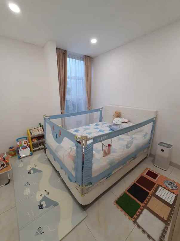 dijual rumah jl camar indah pantai