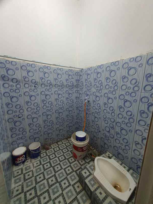 dijual rumah jl h cari