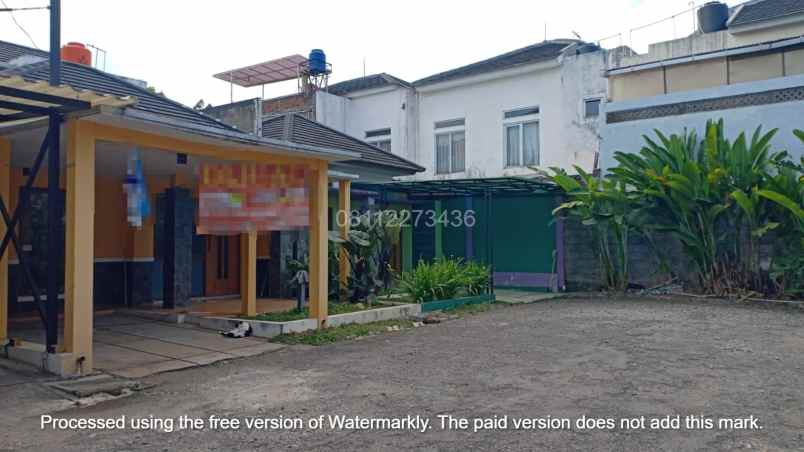 dijual rumah jl komplek prive