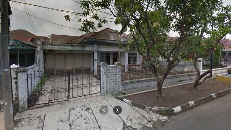 dijual rumah jl manyar indah