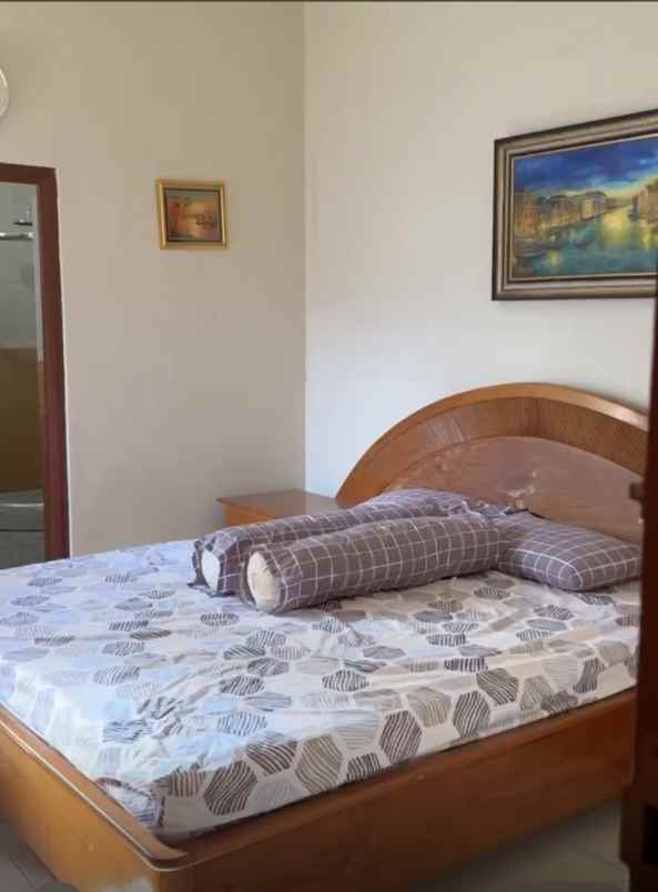 dijual rumah jl mojopahit jember