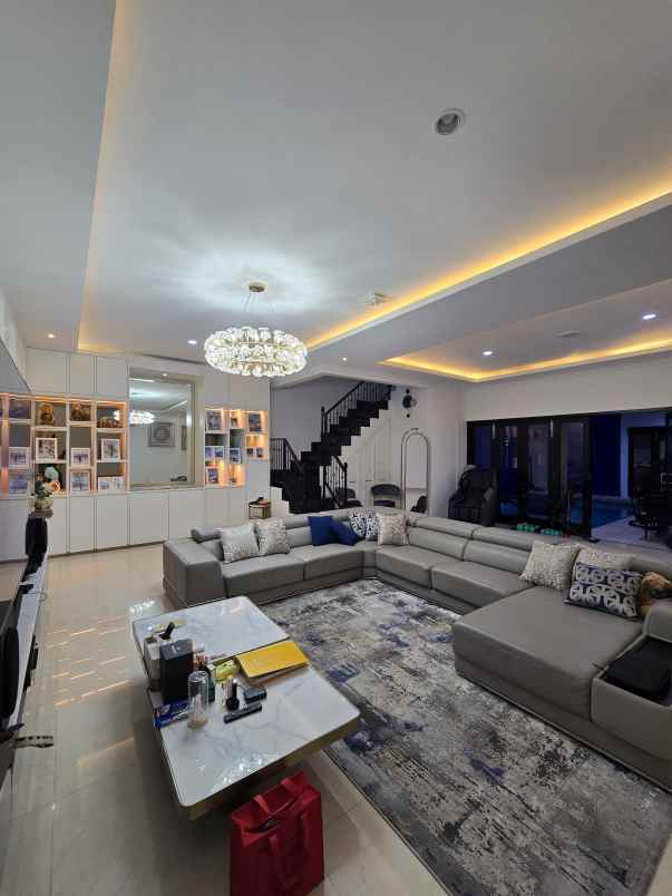 dijual rumah jl raya duren sawit