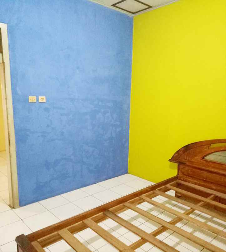 dijual rumah jl singa wedana rt 01 rw