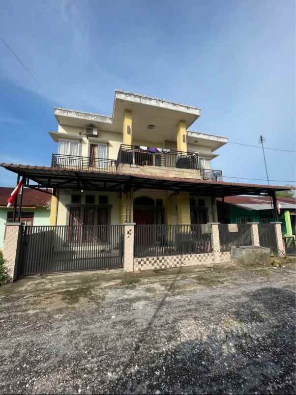 dijual rumah jl suka karya