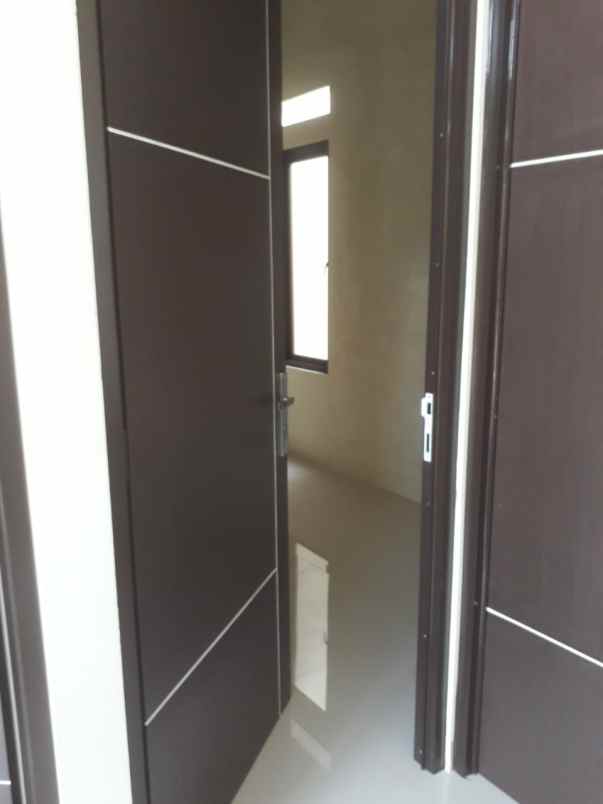 dijual rumah jl telkom